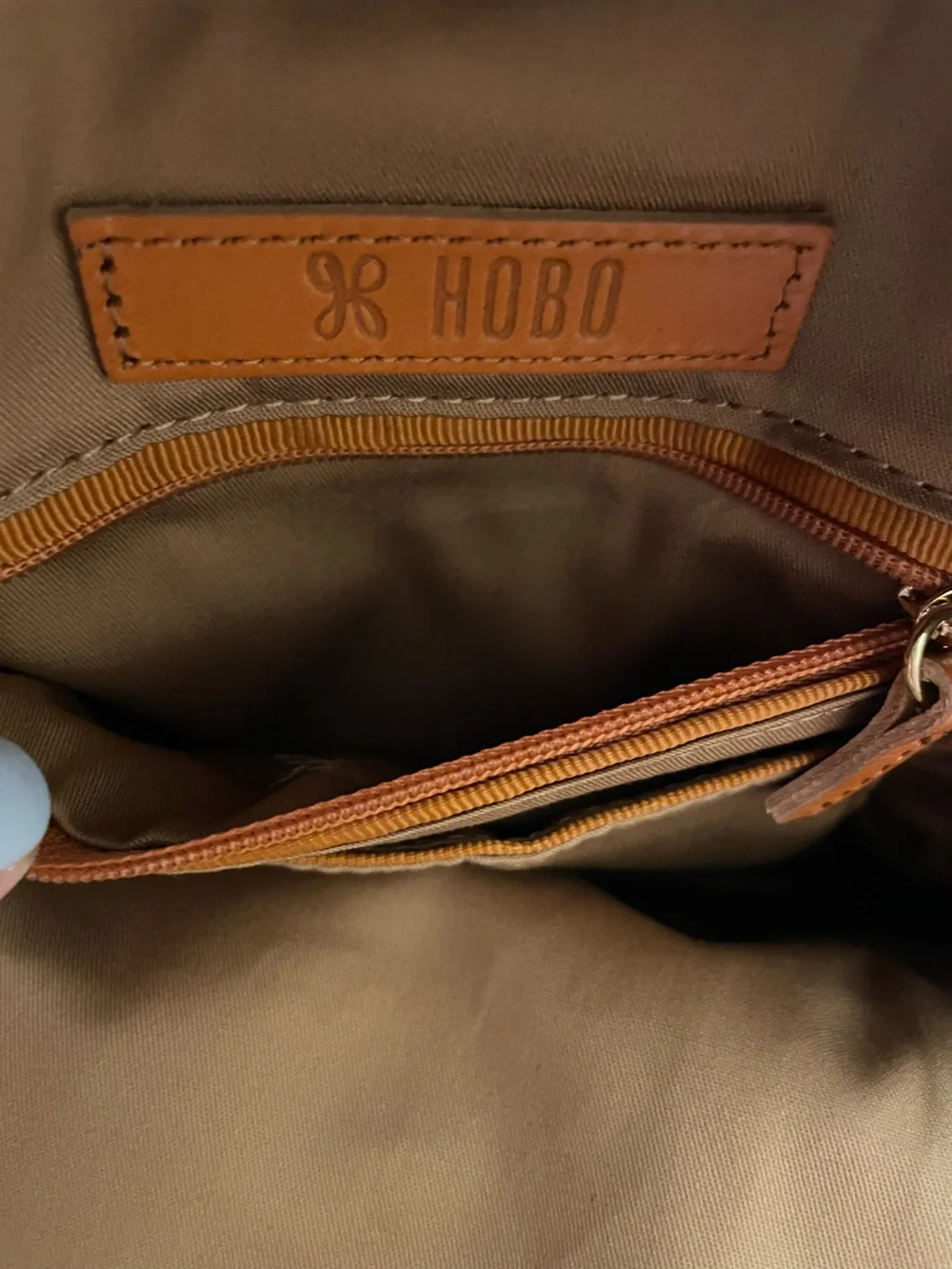 EXCELLENT Hobo Fern Sling Crossbody in a Caramel / Honey Color - Picture 11 of 14